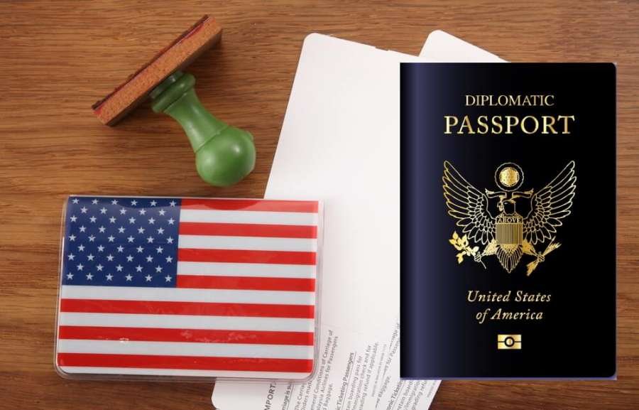 how to get diplomatic immunity